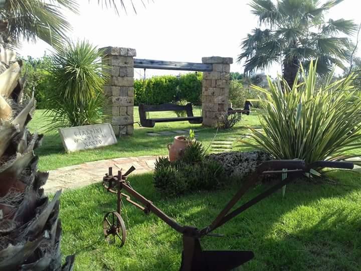 Giardini Di Marzo Villa Felline Bagian luar foto